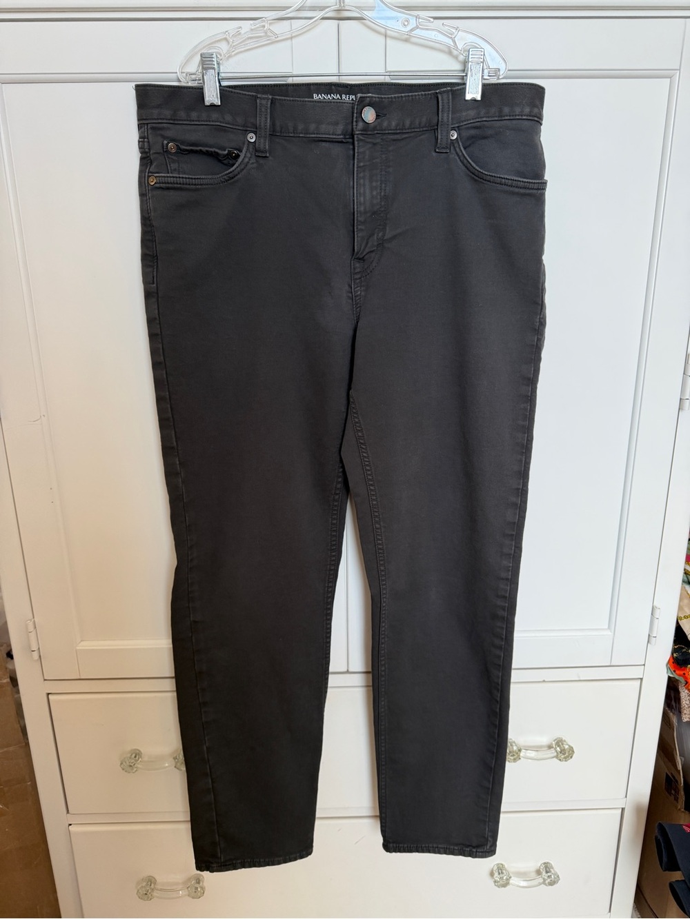 Banana Republic Men’s Black Traveler Jeans- 34X32